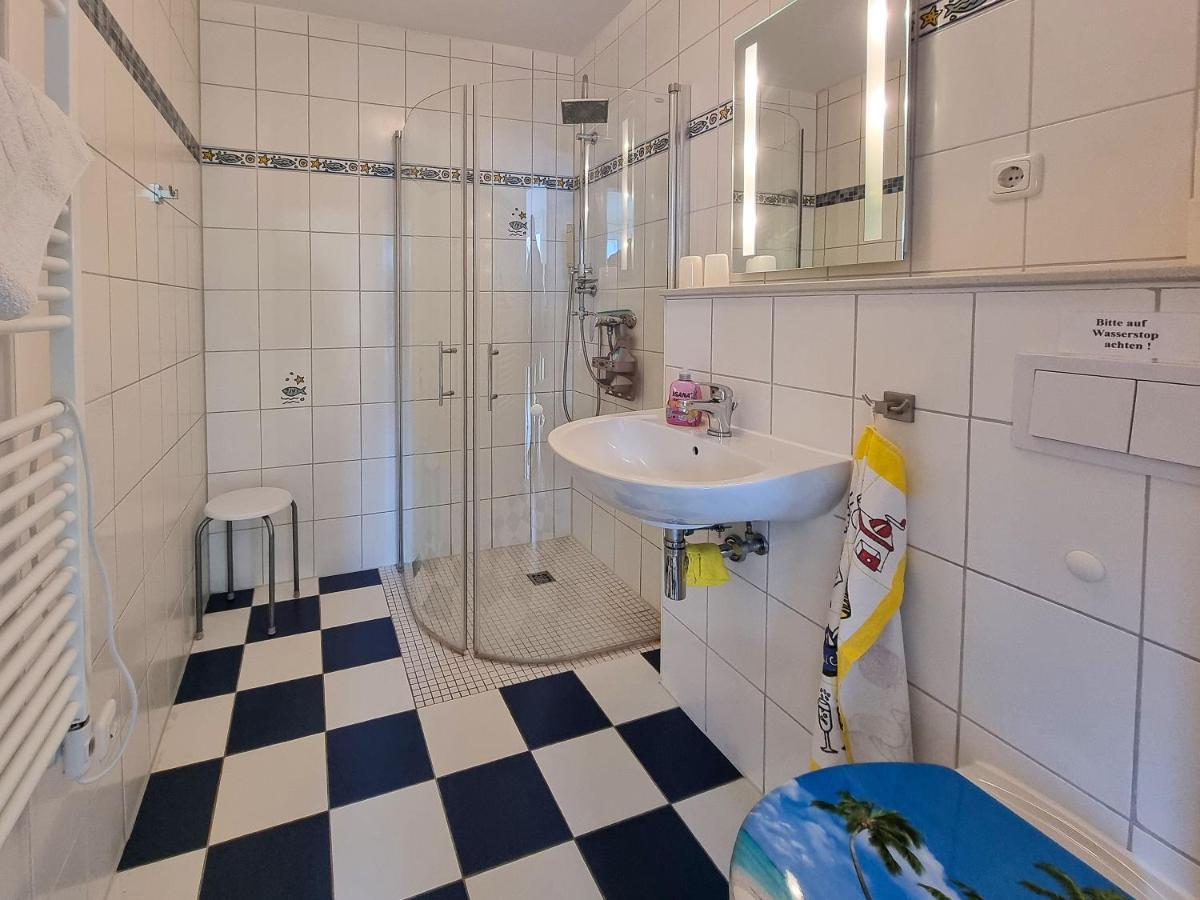Ferienhaus "Zum Kreideblick" Сасниц Екстериор снимка